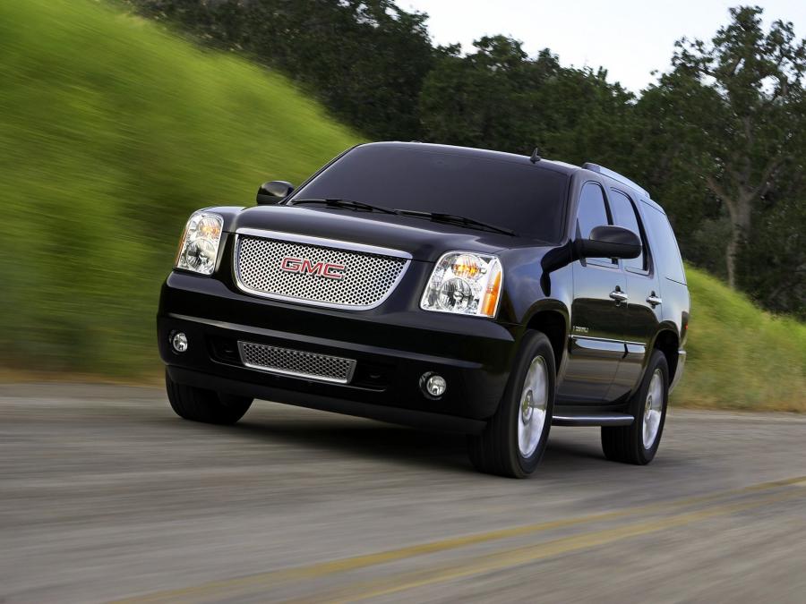  GMC Yukon Denali 2006 года  (фото 13 из 22)